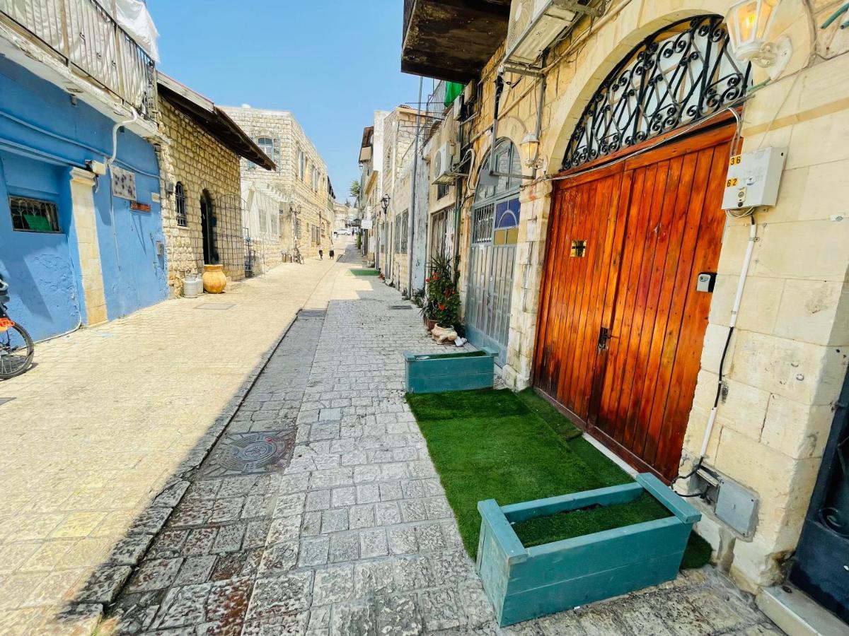 Zimmer In Old City Rosh Pinna Exteriör bild